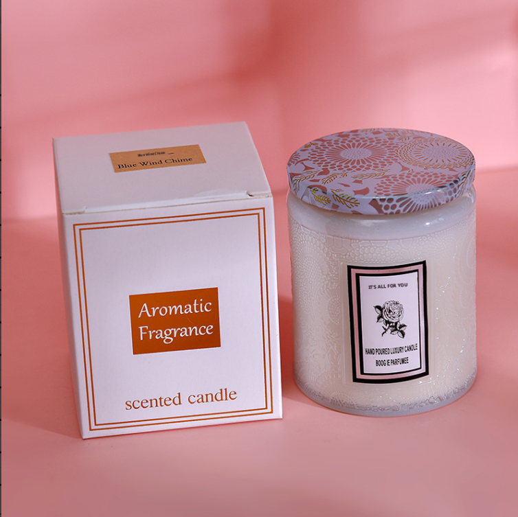 Aromatherapy candle in embossed bottle-Litchi white tea-Soybean mixed wax